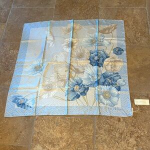 NWT~Valentino Blue White Floral Print 100% Silk Scarf-Made in Italy-34”x35”
